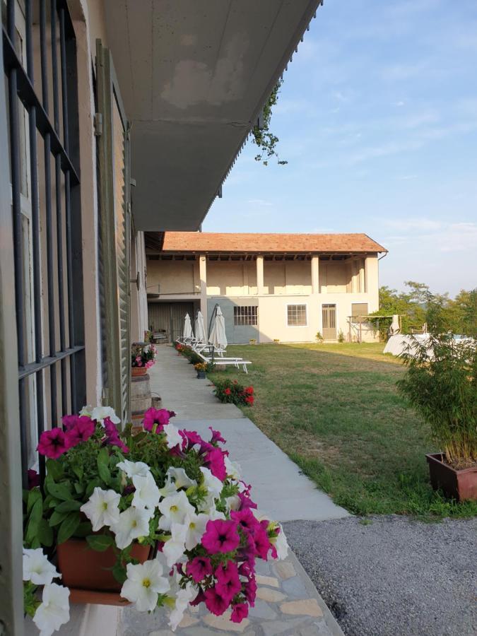 Cascina Brichat Alta Langa Serravalle delle Langhe 외부 사진